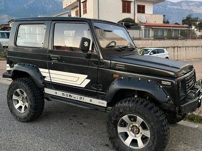 Suzuki Samurai