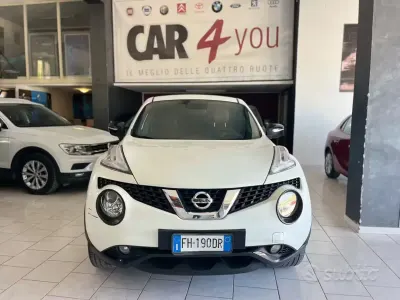Usata Nissan Juke N-Connecta 110 CV (80 kW) 2016 Bianco SUV