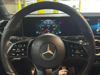 Usata Mercedes A180 Executive 109 CV (80 kW) 2019 Berlina