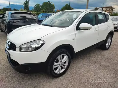 Usata Nissan Qashqai Acenta 131 CV (96 kW) 2013 Bianco SUV