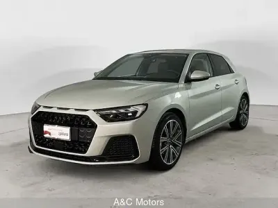 Nuova Audi A1 Sportback Advanced 116 CV (85 kW) 2025 Argento Utilitaria