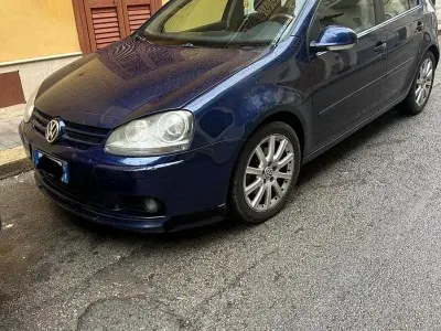 Usata VW Golf IV 2004 Blu Coupé