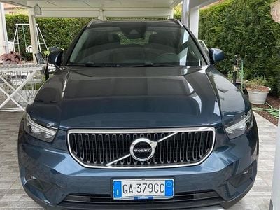 Usata Volvo XC40 163 CV (119 kW) 2020 Blu SUV