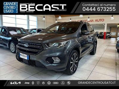 Usata Ford Kuga ST-Line 120 CV (88 kW) 2019 Grigio scuro metallizzato SUV