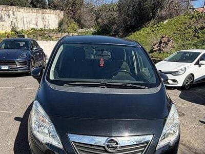 Usata Opel Meriva Cosmo 95 CV (69 kW) 2012 Nero Monovolume