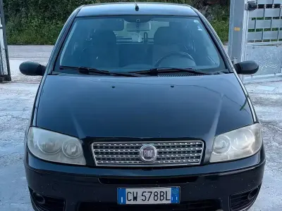 Usata Fiat Punto 53 CV (38 kW) 2005 Nero Utilitaria