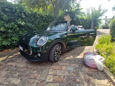 Usata Mini Cooper D Cabriolet Hype 116 CV (85 kW) 2018 Cabrio