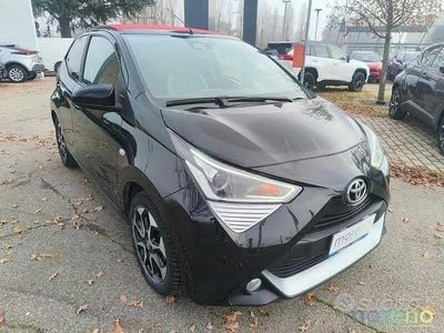 Nero Usata 2021 Toyota Aygo X-play Utilitaria | 11.990 € (Buon prezzo)