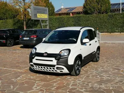 Nuova Fiat Panda Cross 65 CV (47 kW) 2026 Bianco Utilitaria