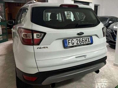 Usata Ford Kuga Business Edition 120 CV (88 kW) 2017 Bianco SUV