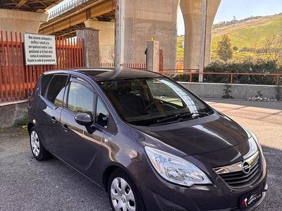 Usata Opel Meriva 95 CV (69 kW) 2013 Grigio Monovolume