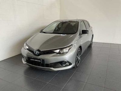 usata Toyota Auris 1.8 Hybrid Black Edition del 2018 usata a Cirie'