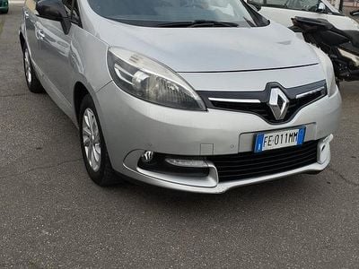 Usata Renault Scénic III Bose Edition 110 CV (80 kW) 2016 Grigio Monovolume