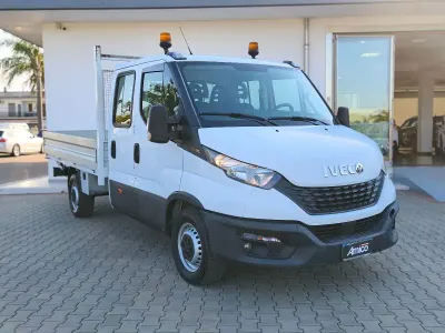 Usata Iveco Daily 140 CV (102 kW) 2020 Bianco Furgone
