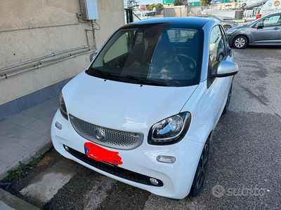 Usata Smart ForTwo Coupé Passion 70 CV (51 kW) 2017 Bianco Coupé