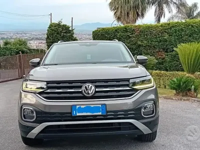 Usata VW T-Cross Advance 95 CV (69 kW) 2019 Grigio SUV