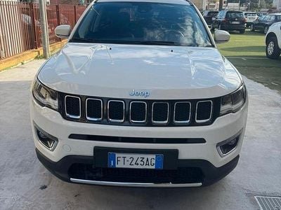 Używany Jeep Compass Limited 140 KM (102 kW) 2018 Biały SUV