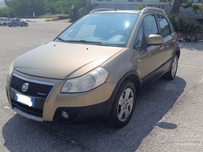 Usata Fiat Sedici Dynamic 120 CV (88 kW) 2007 Bronzo SUV