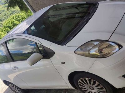 usata Toyota Yaris 3p 1.0 Sol