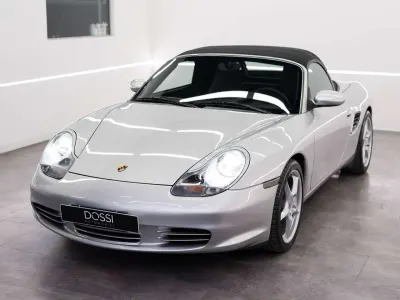Usata Porsche 986 Boxster 260 CV (191 kW) 2004 Argento Cabrio