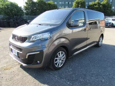 Usata Peugeot Traveller Allure 150 CV (110 kW) 2017 Grigio Monovolume