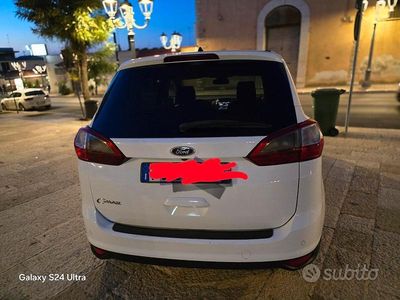 Usata Ford C-MAX Titanium 120 CV (88 kW) 2016 Bianco Monovolume