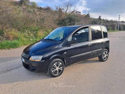 Usata Fiat Multipla Dynamic 103 CV (75 kW) 2011 Nero Monovolume