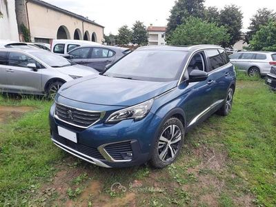 Usata Peugeot 5008 131 CV (96 kW) 2019 Blu SUV