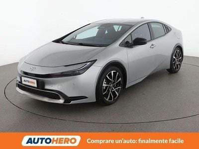 Usata Toyota Prius Lounge 151 CV (111 kW) 2023 Argento Utilitaria