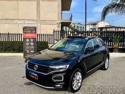 Usata VW T-Roc Style 150 CV (110 kW) 2018 Nero SUV