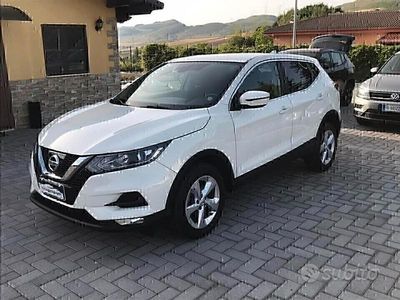 Usata Nissan Qashqai 131 CV (96 kW) 2018 Bianco SUV