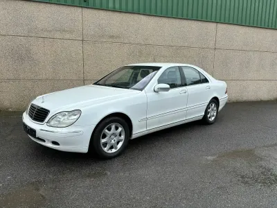 Usata Mercedes S430 279 CV (205 kW) 2000 Bianco Berlina