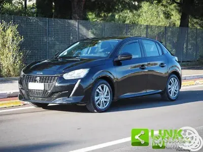 Usata Peugeot 208 102 CV (75 kW) 2020 Nero Utilitaria