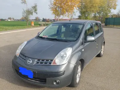 Usata Nissan Note Acenta 88 CV (64 kW) 2006 Nero Utilitaria