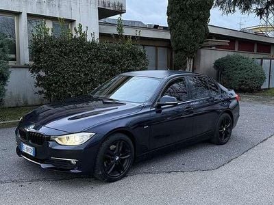 Usata BMW 318 Luxury Line 143 CV (105 kW) 2014 Berlina