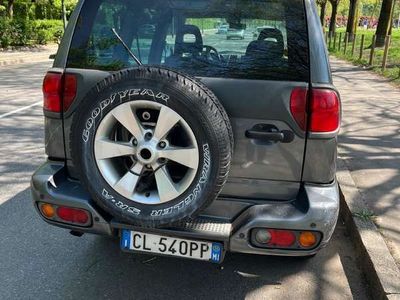 usata Nissan Terrano 5p 2.7 tdi