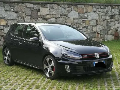 Usata VW Golf VI GTI 211 CV (155 kW) 2009 Nero Utilitaria