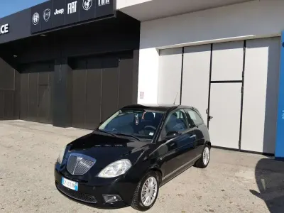 Usata Lancia Ypsilon 77 CV (56 kW) 2009 Utilitaria