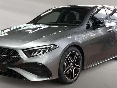 Usata Mercedes A180 AMG 136 CV (100 kW) 2024 Grigio Berlina