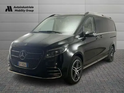 Usata Mercedes V300 Avantgarde 237 CV (174 kW) 2025 Nero ossidania Monovolume