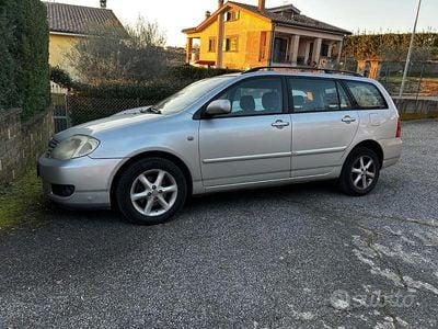 Usata Toyota Corolla 2005 Grigio Station wagon