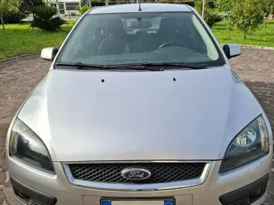Usata Ford Focus 90 CV (66 kW) 2007 Berlina