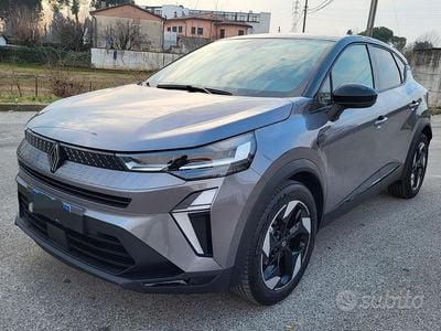 Usata Renault Captur Techno 101 CV (74 kW) 2025 Grigio SUV
