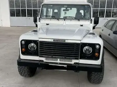 Usata Land Rover Defender 122 CV (89 kW) 2000 Station wagon