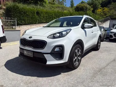Usata Kia Sportage Style 136 CV (100 kW) 2021 Bianco SUV