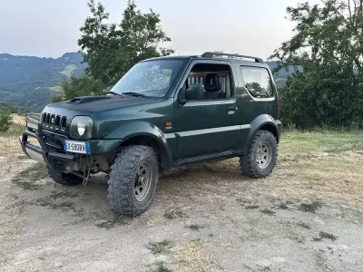 Usata Suzuki Jimny 86 CV (63 kW) 2006 SUV