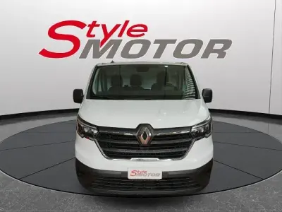 Usata Renault Trafic 110 CV (80 kW) 2024 Bianco