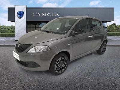 Grigio Usata 2024 Lancia Ypsilon Utilitaria | 13.450 € (Buon prezzo)