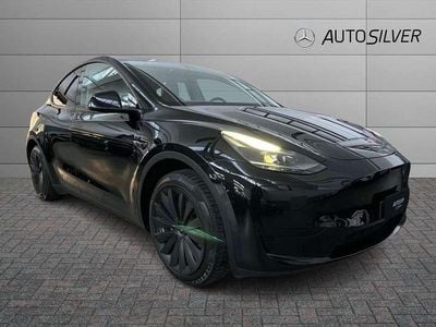 Usata Tesla Model Y RWD 219 kW (299 CV) 2024 Nero / pastello SUV