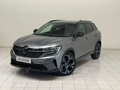 Usata Renault Austral Techno 200 CV (147 kW) 2023 Grigio scuro SUV